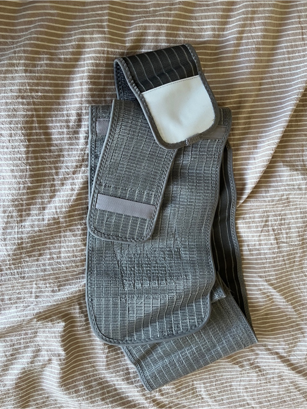 Haakaa Postpartum Gray Support Back Brace Belt
